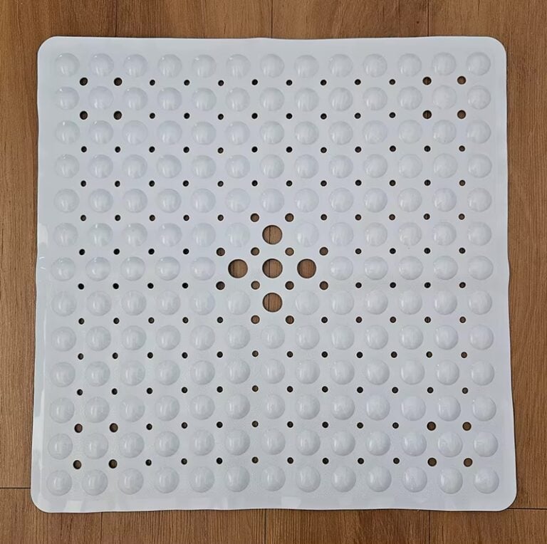 Tapis Douche Antiderapant Blanc avec Pupitres et Perforations.